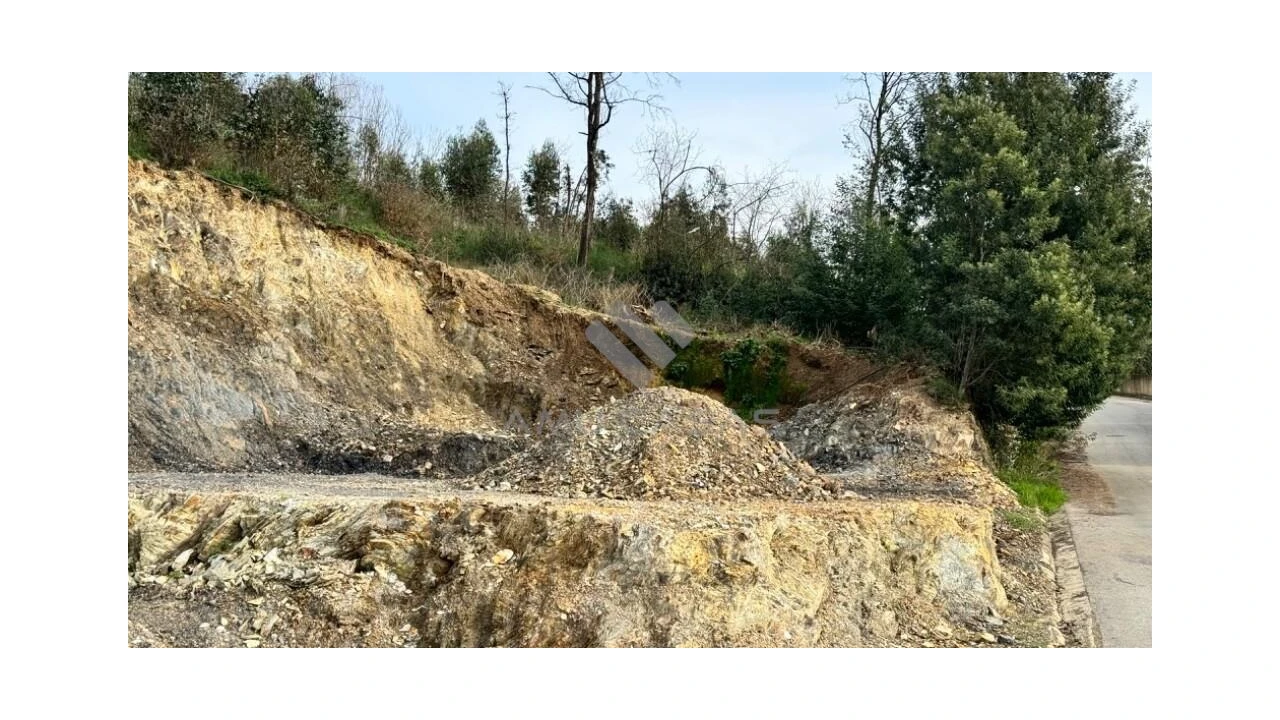 Terreno para Venda em Canelas e Fermelã Foto 1