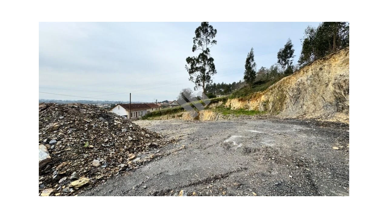 Terreno para Venda em Canelas e Fermelã Foto 13