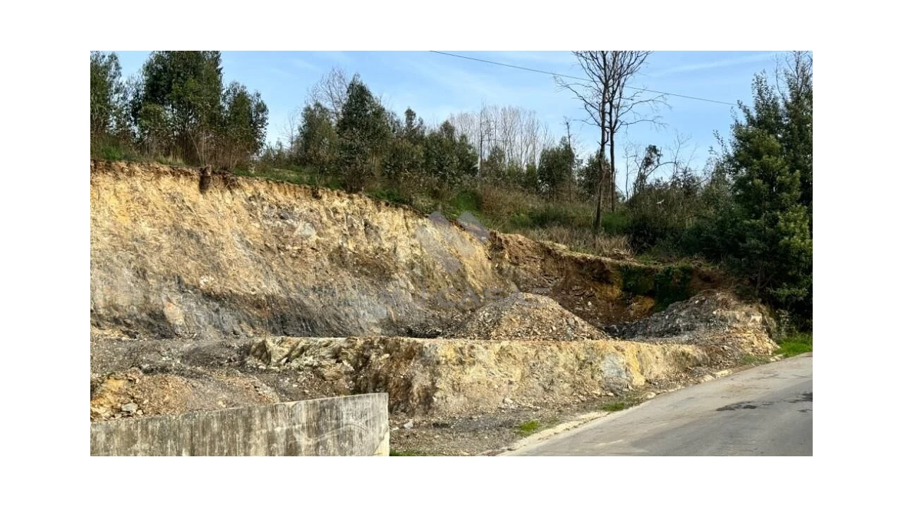 Terreno para Venda em Canelas e Fermelã Foto 24