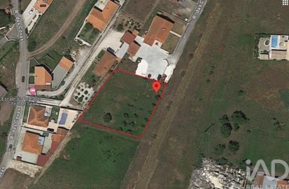 Terreno para Venda em Alcobaça e Vestiaria