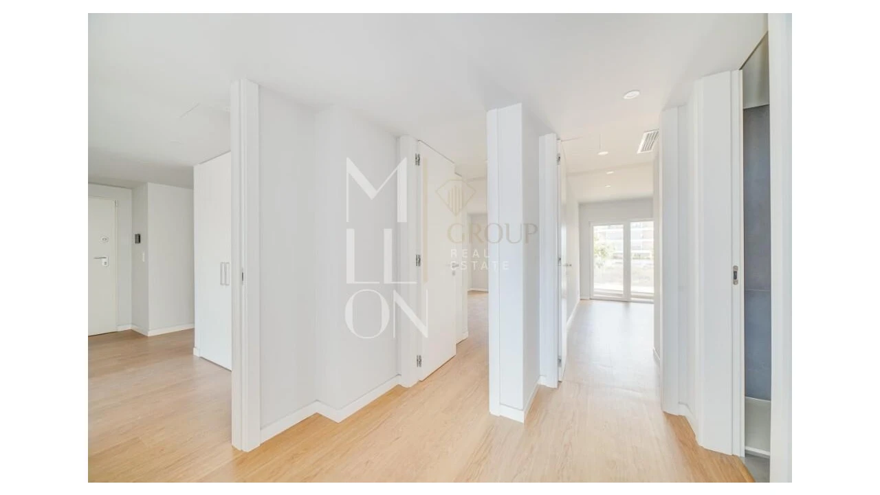 Apartamento T3 para Venda em Carcavelos e Parede Foto 12