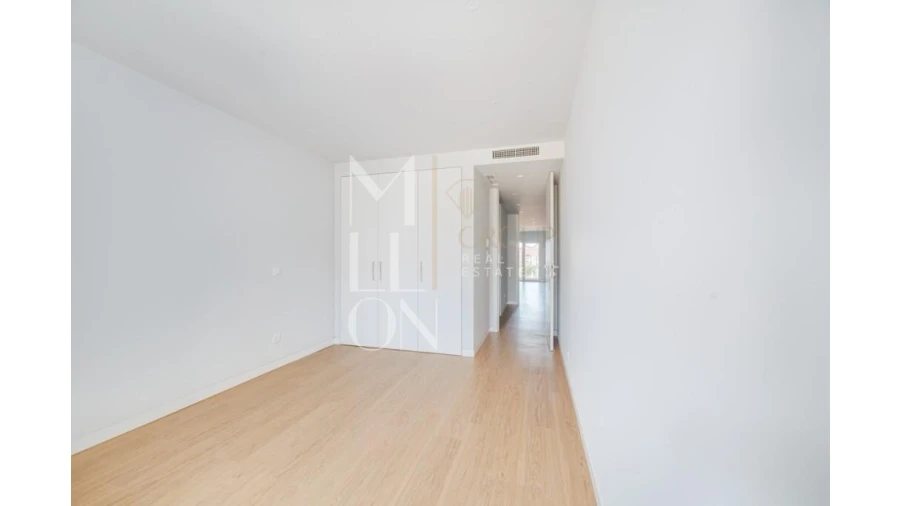 Apartamento T3 para Venda em Carcavelos e Parede Foto 17