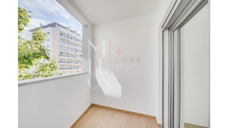 Apartamento T3 para Venda em Carcavelos e Parede Foto 21