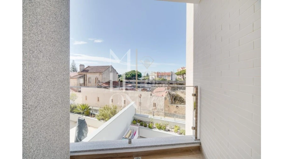 Apartamento T3 para Venda em Carcavelos e Parede Foto 27