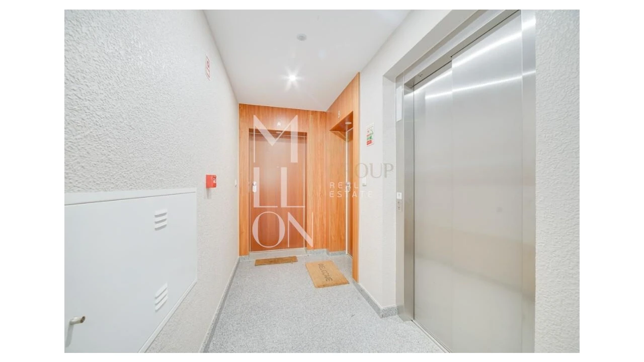 Apartamento T3 para Venda em Carcavelos e Parede Foto 30