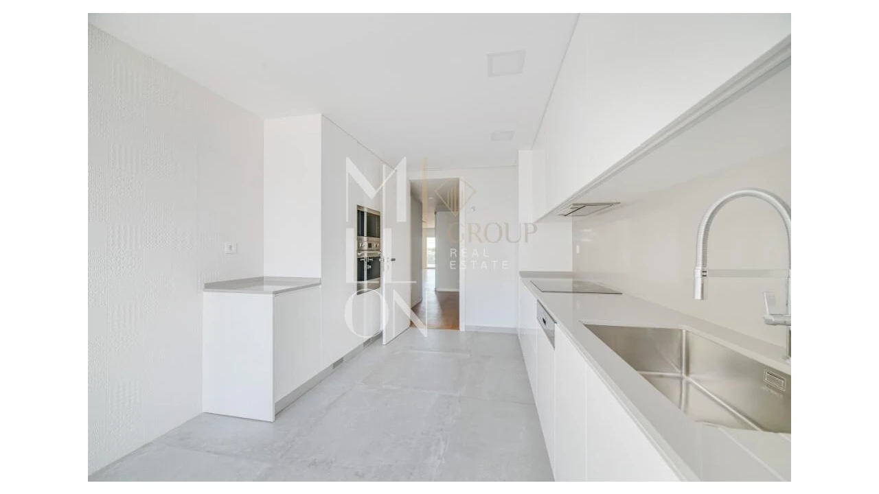 Apartamento T3 para Venda em Carcavelos e Parede Foto 6