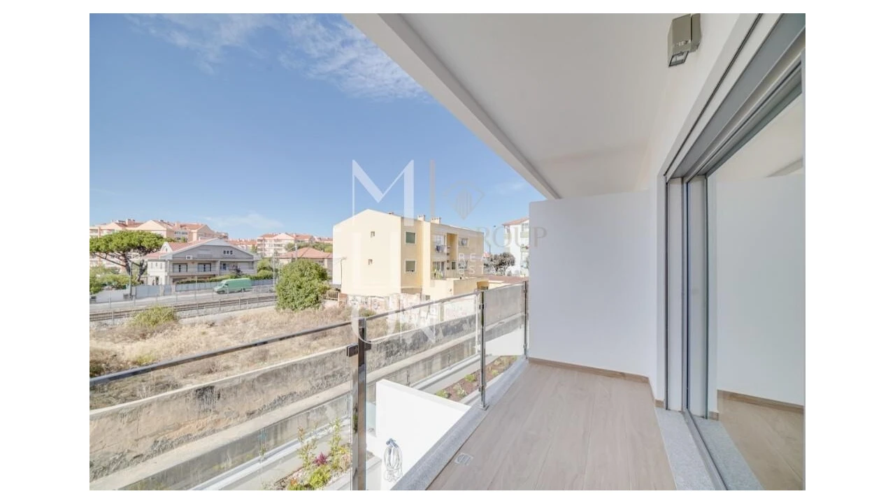 Apartamento T3 para Venda em Carcavelos e Parede Foto 8