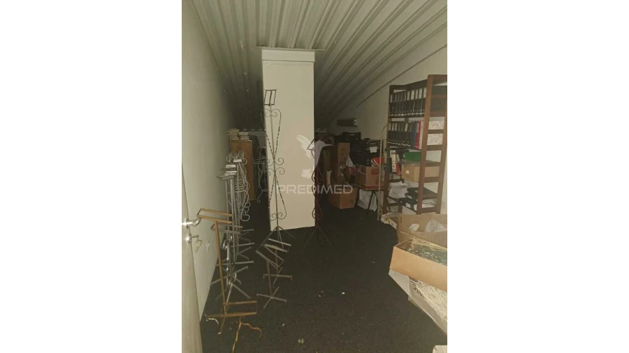 Garagem para Venda em Praia da Vitoria (Santa Cruz) Foto 7