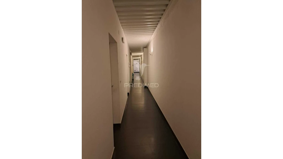 Garagem para Venda em Praia da Vitoria (Santa Cruz) Foto 4