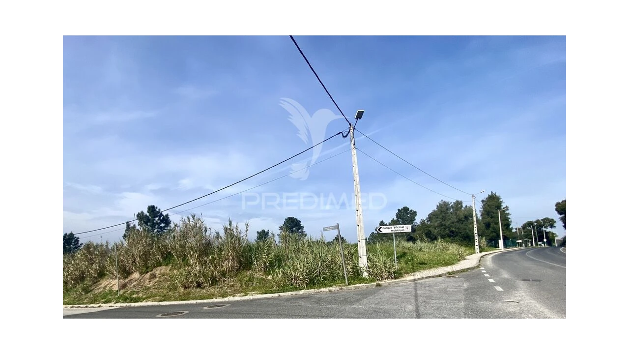Terreno para Venda em Azambuja Foto 3
