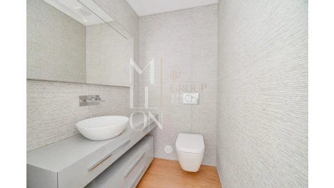 Apartamento T3 para Venda em Carcavelos e Parede
