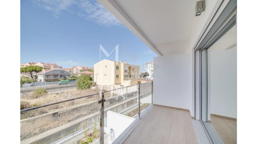 Apartamento T3 para Venda em Carcavelos e Parede Foto 8