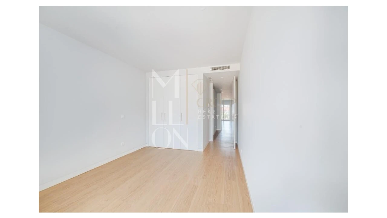 Apartamento T3 para Venda em Carcavelos e Parede Foto 17