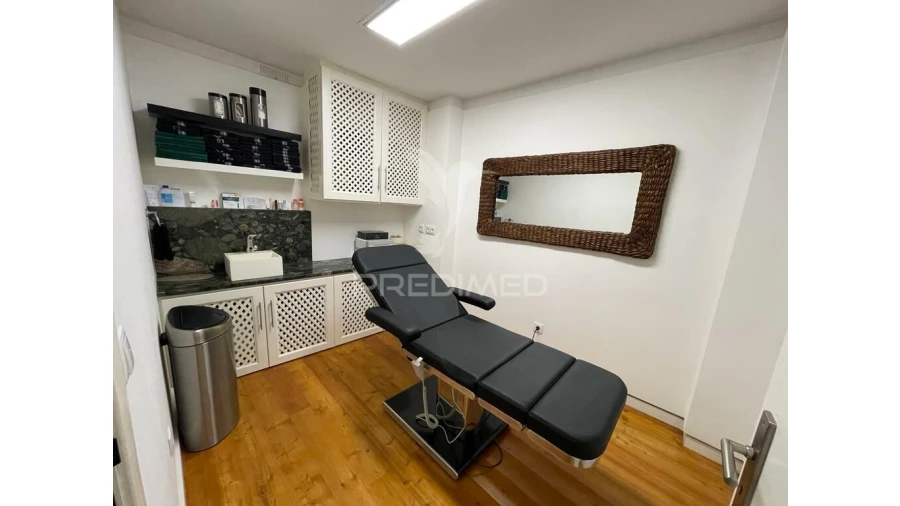 Loja para Venda em Santa Maria da Devesa Foto 7