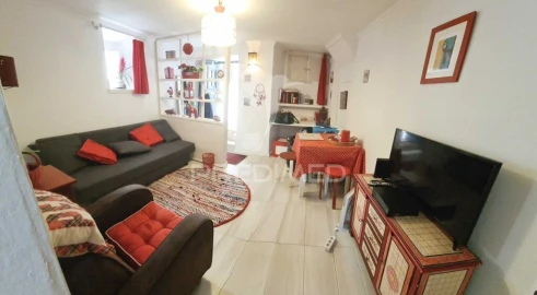 Apartamento T1 para Venda em Santa Maria Maior
