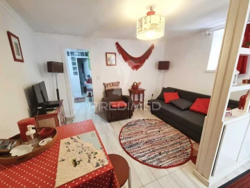 Apartamento T1 para Venda em Santa Maria Maior