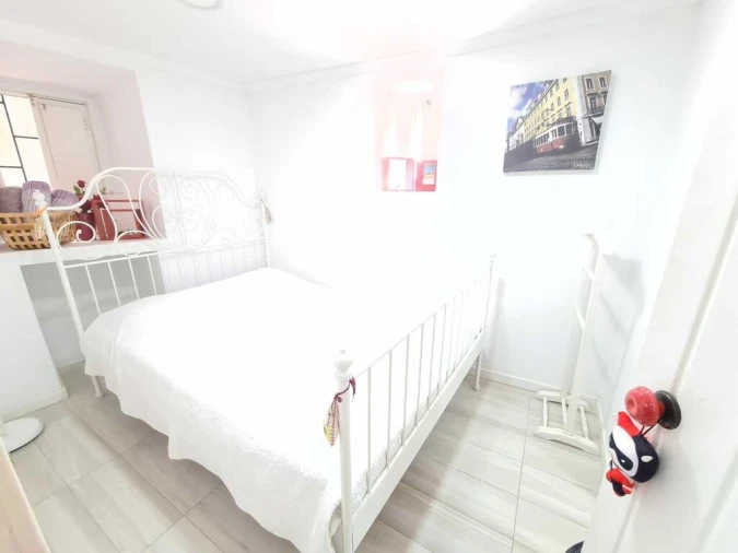 Apartamento T1 para Venda em Santa Maria Maior Foto 9