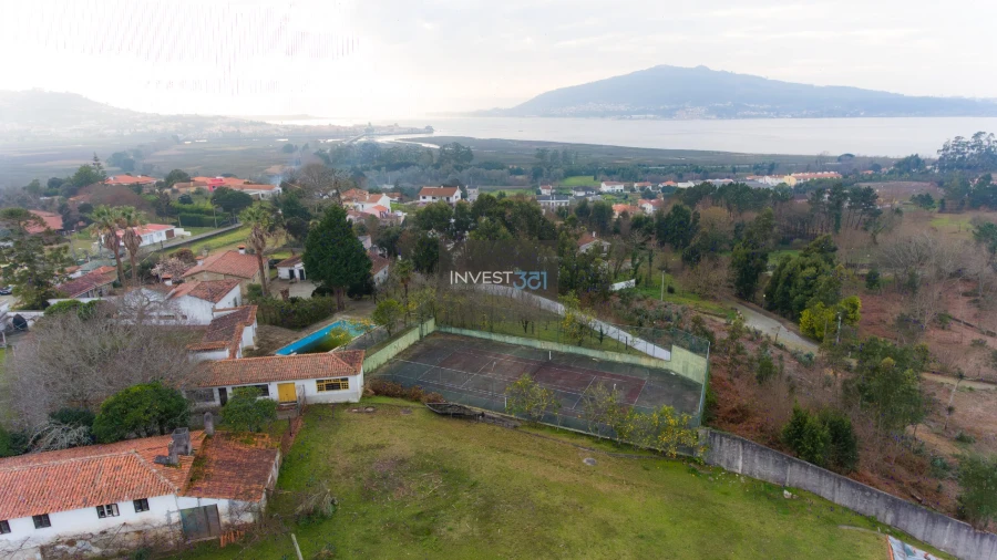 Quinta T6 para Venda em Seixas