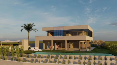 Moradia T4 para Venda em Guia