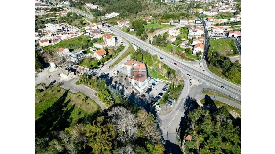 Negócio para Venda em Cernache Foto 3