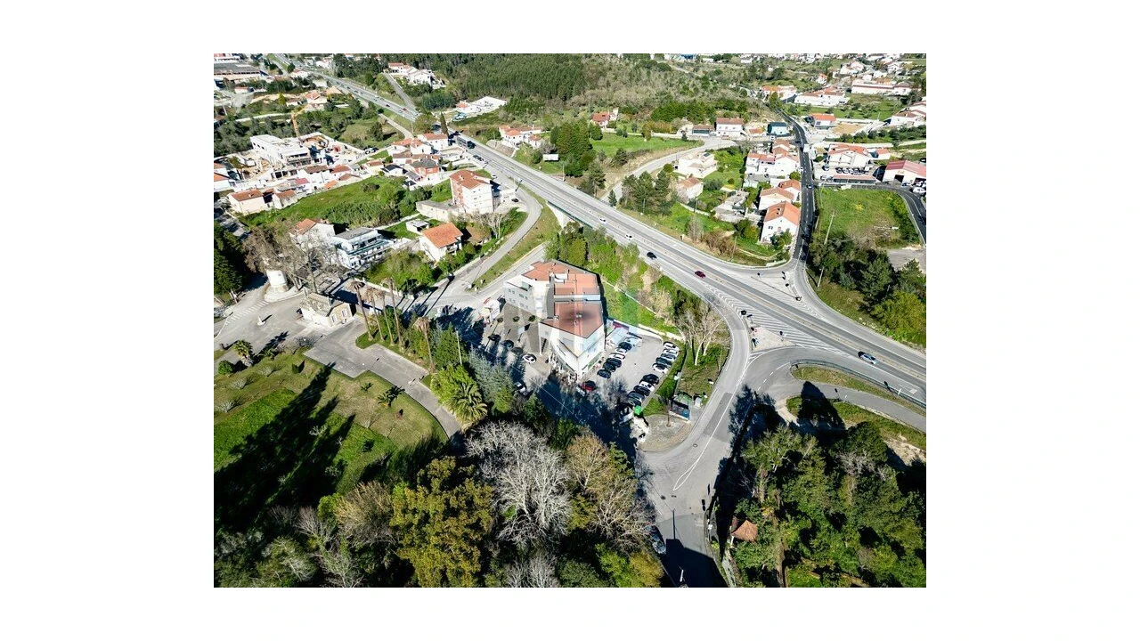 Negócio para Venda em Cernache Foto 3
