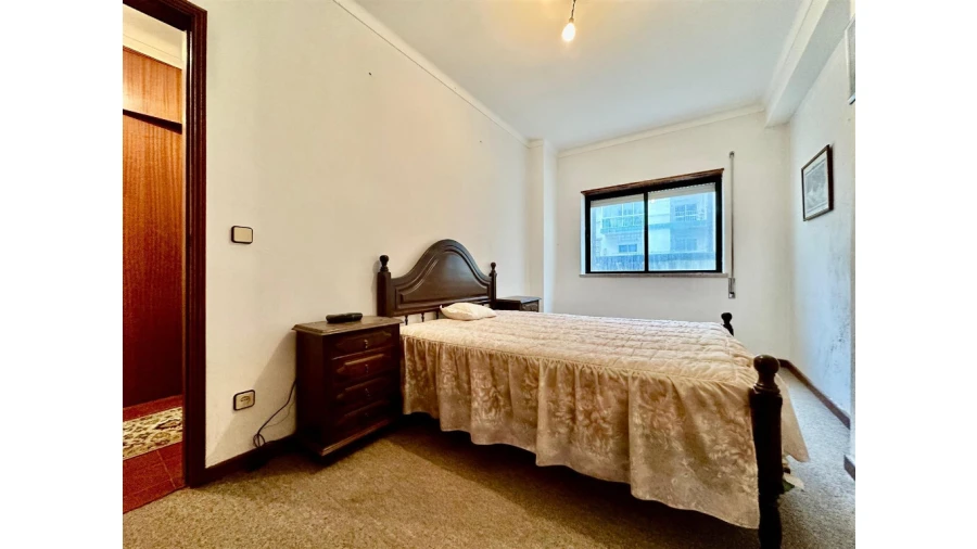 Apartamento T1 para Venda em Buarcos Foto 13