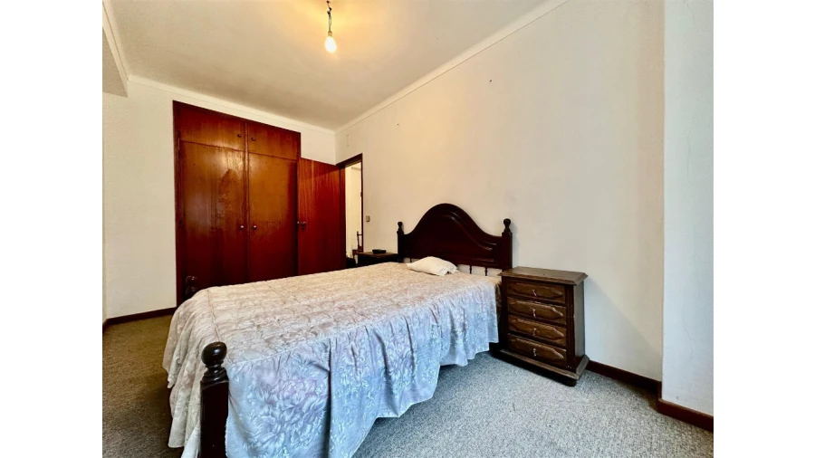 Apartamento T1 para Venda em Buarcos Foto 11