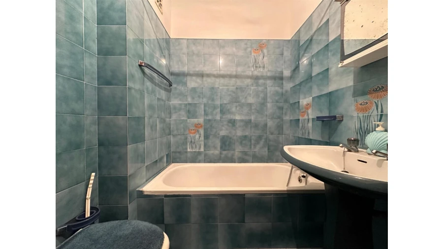 Apartamento T1 para Venda em Buarcos Foto 9