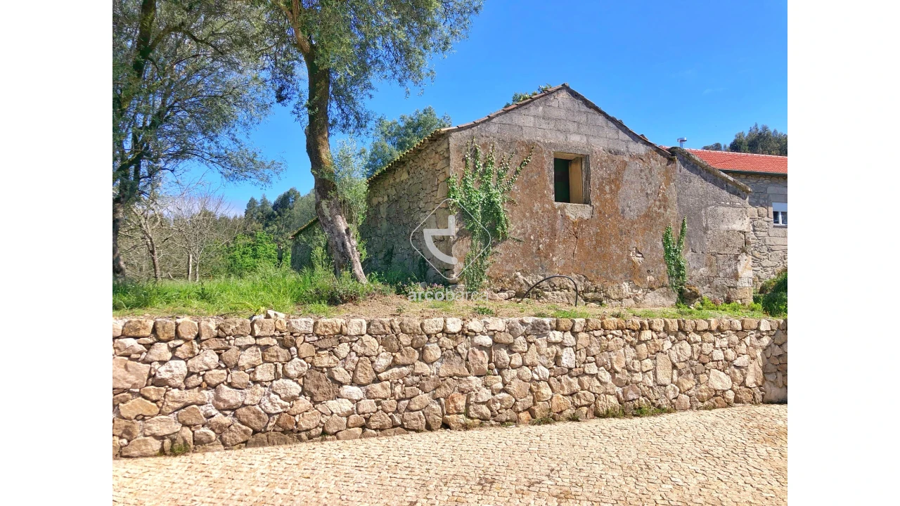 Moradia T1 para Venda em Vilela, São Cosme e São Damião e Sá Foto 3