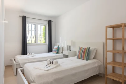 Apartamento T2 para Arrendamento férias em Quarteira