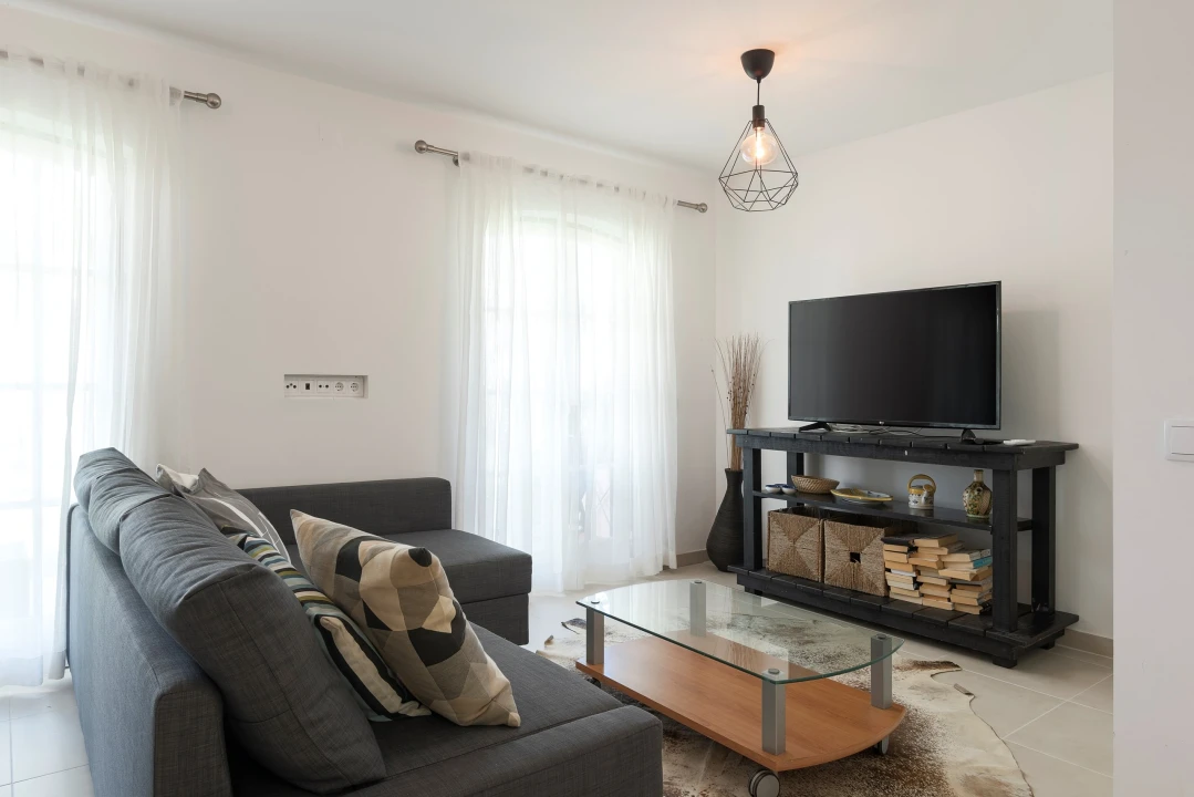 Apartamento T2 para Arrendamento férias em Quarteira Foto 1