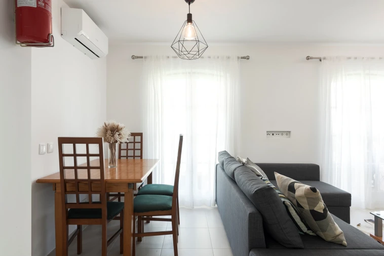 Apartamento T2 para Arrendamento férias em Quarteira Foto 9