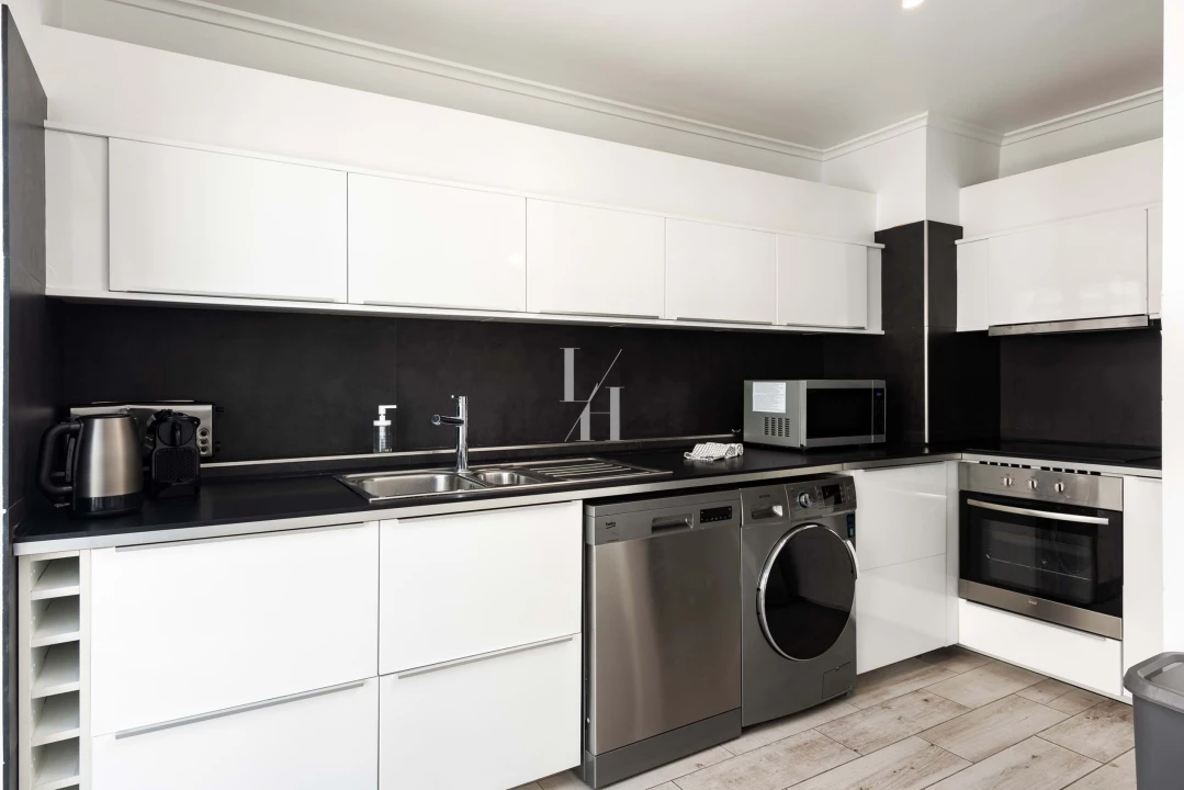 Apartamento T3 para Arrendamento férias em Quarteira Foto 29