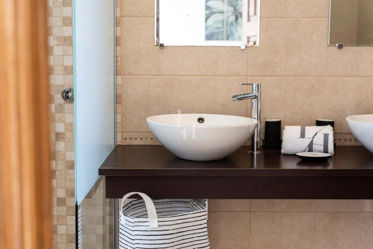 Apartamento T3 para Arrendamento férias em Quarteira Foto 5