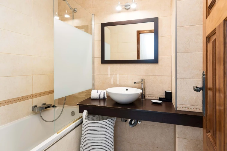 Apartamento T3 para Arrendamento férias em Quarteira Foto 16