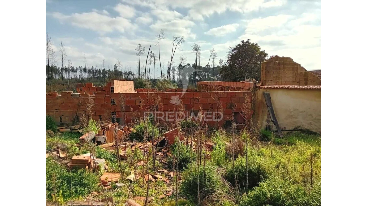 Moradia T4 para Venda em Freixianda, Ribeira do Fárrio e Formigais Foto 6