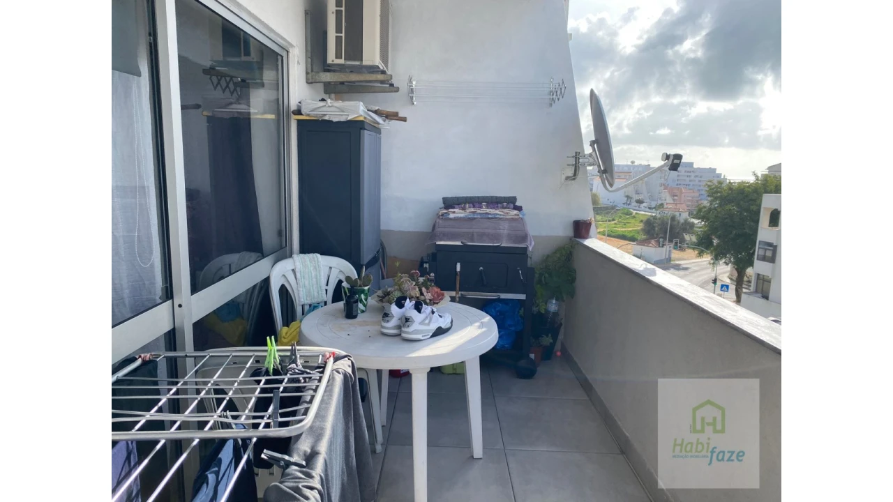 Apartamento T2 para Venda em Albufeira e Olhos de Água Foto 3