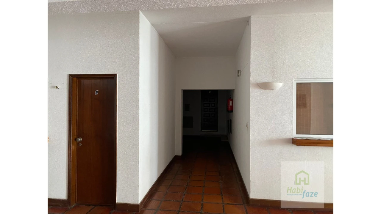 Apartamento T2 para Venda em Albufeira e Olhos de Água Foto 24