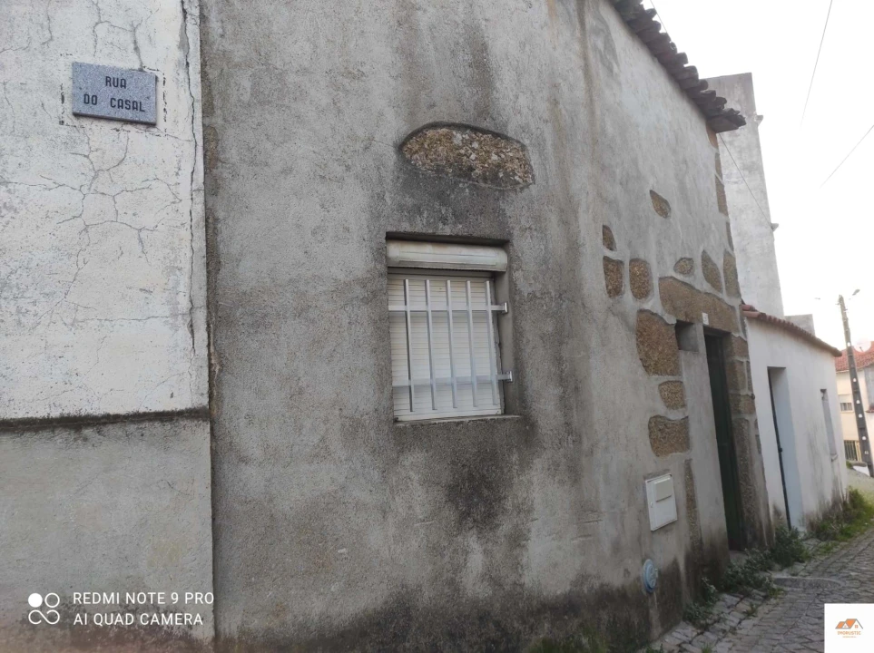 Moradia T5 para Venda em Salgueiro do Campo Foto 5