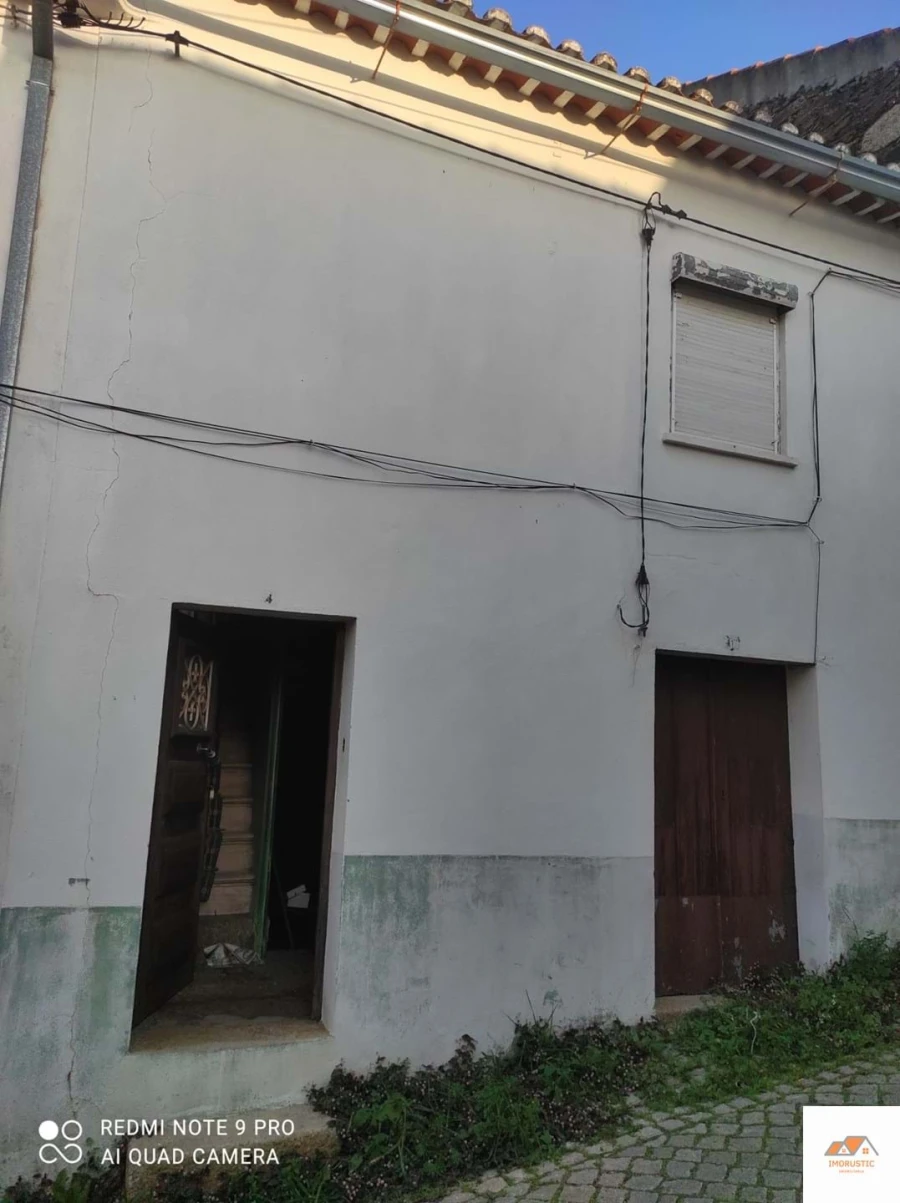 Moradia T5 para Venda em Salgueiro do Campo Foto 7