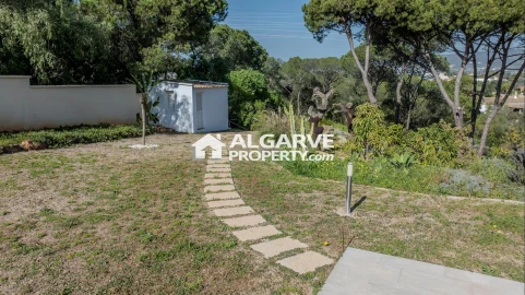 Moradia T4 para Venda em Almancil