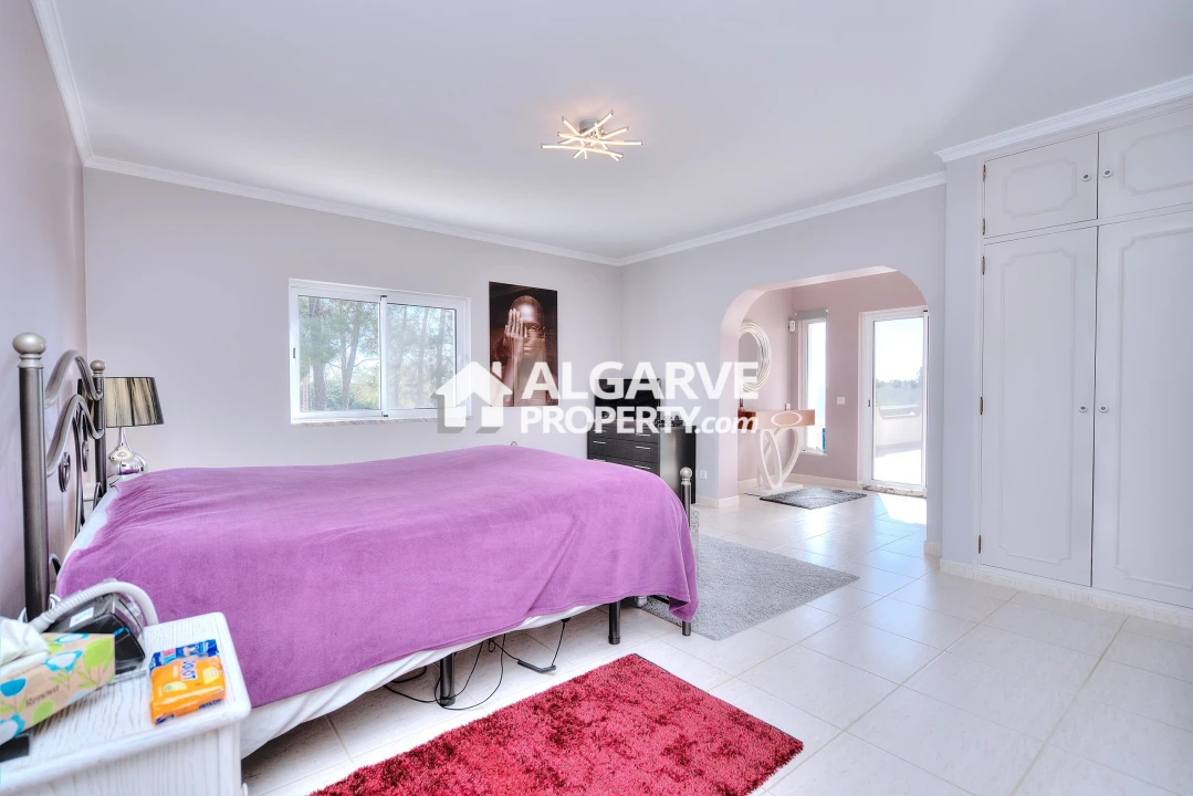 Moradia T4 para Venda em Almancil Foto 30