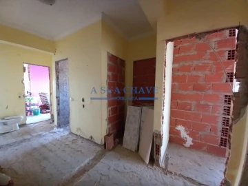 Apartamento T4 para Venda em Laranjeiro e Feijó