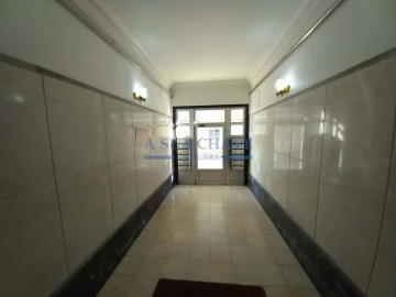 Apartamento T4 para Venda em Laranjeiro e Feijó