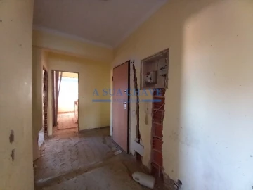 Apartamento T4 para Venda em Laranjeiro e Feijó