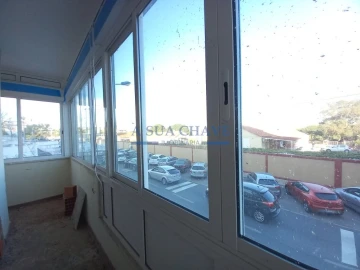 Apartamento T4 para Venda em Laranjeiro e Feijó