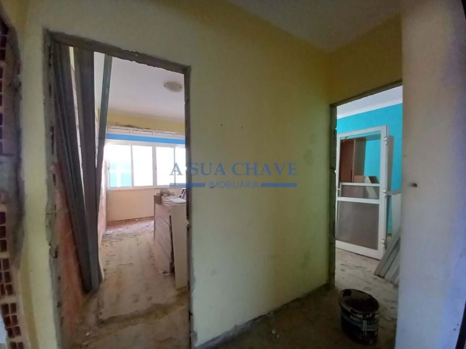 Apartamento T4 para Venda em Laranjeiro e Feijó Foto 14