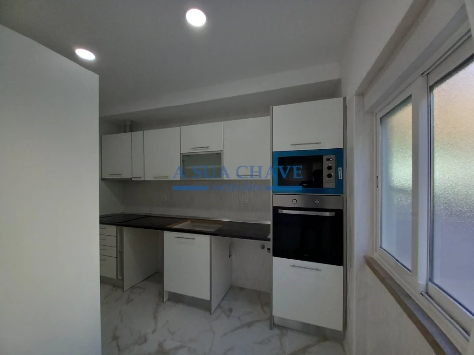 Apartamento T2 para Venda em Amora Foto 16