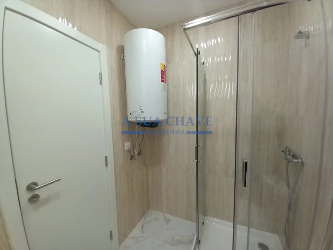 Apartamento T2 para Venda em Amora Foto 32