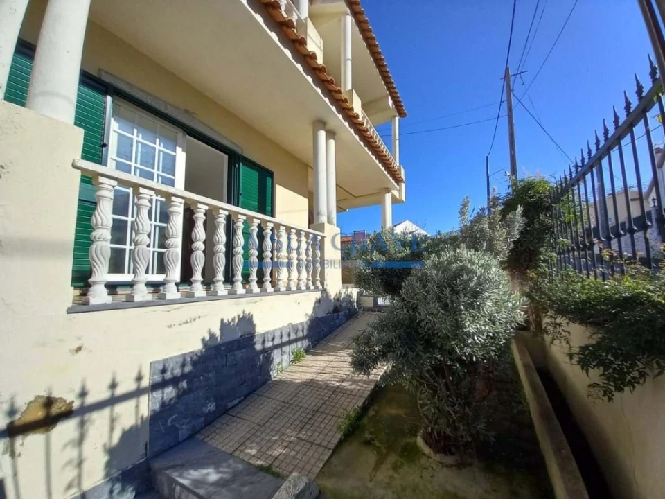 Moradia T3 para Venda em Charneca de Caparica e Sobreda Foto 42